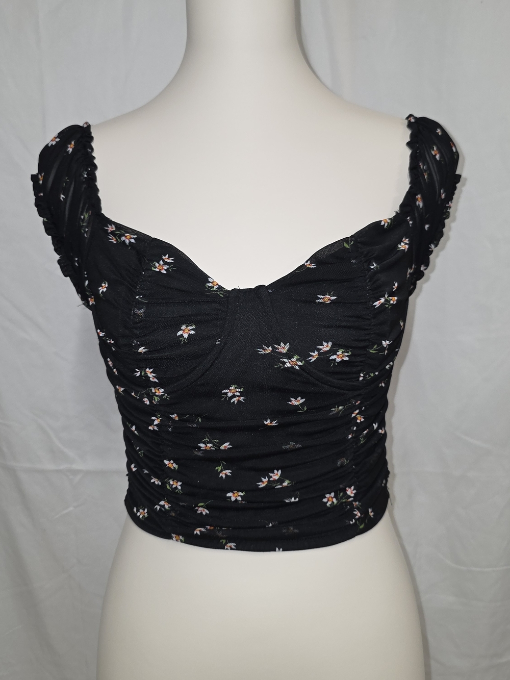 Black Floral Ruched Sweetheart Crop Top